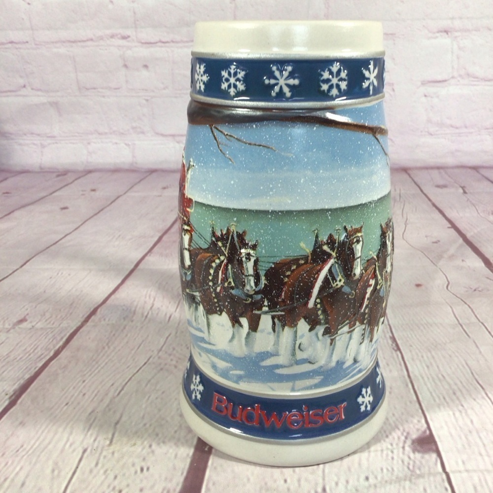 Vintage Budweiser 1995 Lighting The Way Holiday Stein with COA and Box - Picture 3 of 12